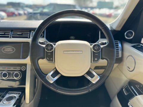 Land Rover Range Rover 3.0 Range Rover Vogue SE TDV6 Automatic 4WD 5dr - NATIONAL DELIVERY* 32