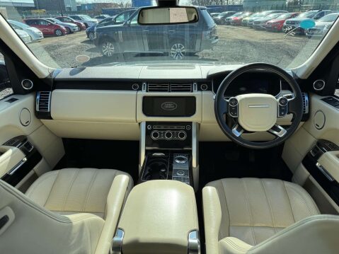 Land Rover Range Rover 3.0 Range Rover Vogue SE TDV6 Automatic 4WD 5dr - NATIONAL DELIVERY* 31