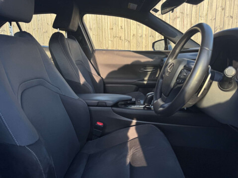 Lexus Ux UX 300E 5dr - NATIONAL DELIVERY* 16