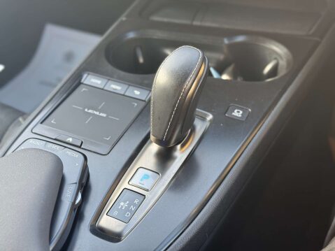 Lexus Ux UX 300E 5dr - NATIONAL DELIVERY* 52