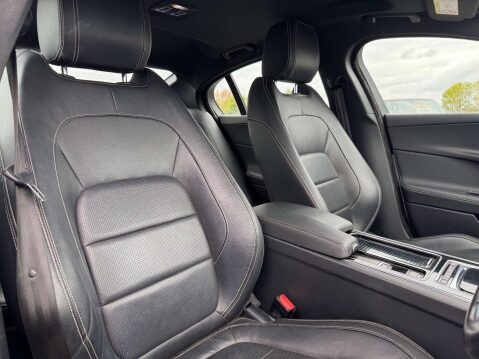 Jaguar XE 2.0 XE R-Sport i Automatic 4dr - NATIONAL DELIVERY* 22