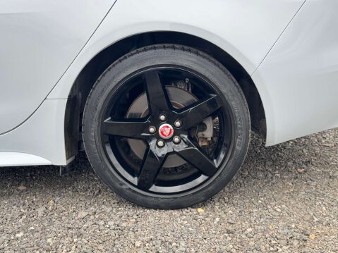 Jaguar XE 2.0 XE R-Sport i Automatic 4dr - NATIONAL DELIVERY* 57