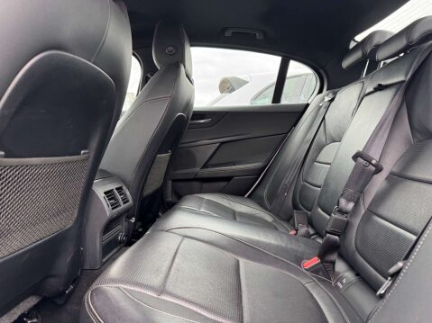 Jaguar XE 2.0 XE R-Sport i Automatic 4dr - NATIONAL DELIVERY* 25