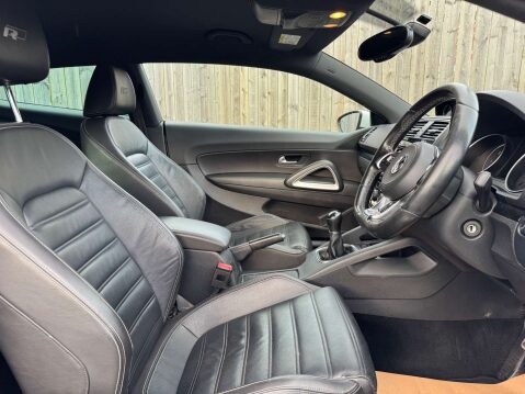 Volkswagen Scirocco 2.0 Scirocco R-Line BlueMotion Technology TDI 3dr - NATIONAL DELIVERY* 14