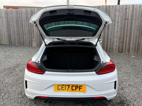 Volkswagen Scirocco 2.0 Scirocco R-Line BlueMotion Technology TDI 3dr - NATIONAL DELIVERY* 34