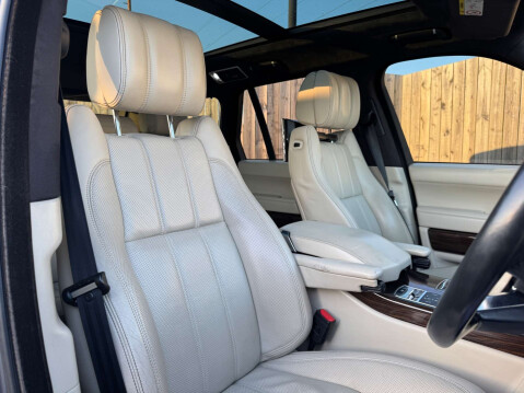 Land Rover Range Rover 4.4 Range Rover Autobiography SVO Bodykit SDV8 Automatic 4WD 5dr - NATIONAL 22