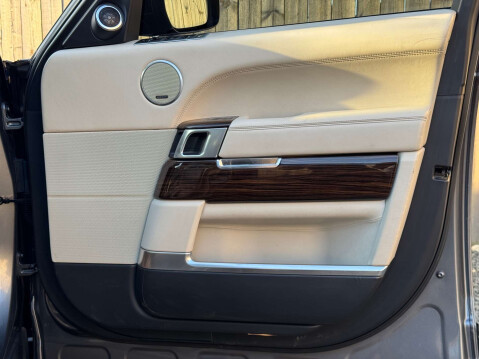Land Rover Range Rover 4.4 Range Rover Autobiography SVO Bodykit SDV8 Automatic 4WD 5dr - NATIONAL 78