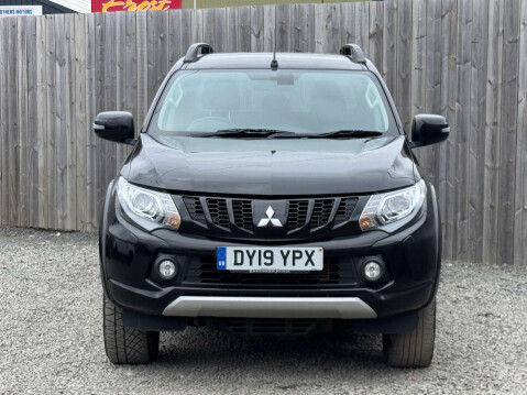 Mitsubishi L200 2.4 L200 Barbarian Black DI-D 4WD - NATIONAL DELIVERY* 11