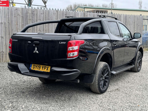 Mitsubishi L200 2.4 L200 Barbarian Black DI-D 4WD - NATIONAL DELIVERY* 4