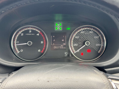 Mitsubishi L200 2.4 L200 Barbarian Black DI-D 4WD - NATIONAL DELIVERY* 38