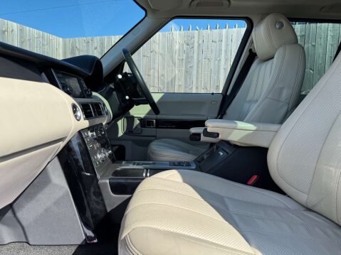 Land Rover Range Rover 4.4 Range Rover Vogue SE TDV8 Automatic 4WD 5dr - NATIONAL DELIVERY* 20