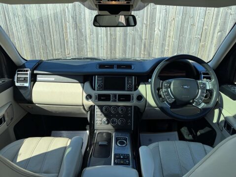 Land Rover Range Rover 4.4 Range Rover Vogue SE TDV8 Automatic 4WD 5dr - NATIONAL DELIVERY* 31