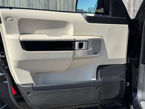 Land Rover Range Rover 4.4 Range Rover Vogue SE TDV8 Automatic 4WD 5dr - NATIONAL DELIVERY* 60
