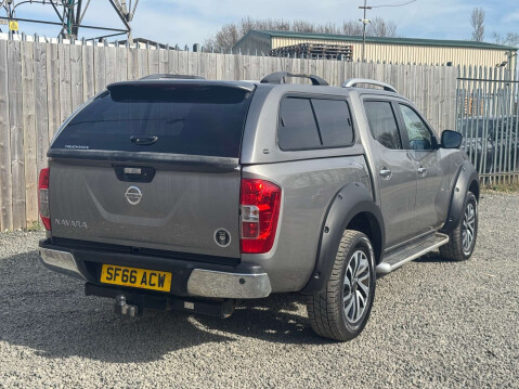 Nissan Navara 2.3 Navara Tekna dCi Automatic 4WD 5dr - NATIONAL DELIVERY* 4