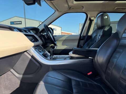 Land Rover Range Rover Sport 4.4 Range Rover Sport Autobiography Dynamic SDV8 Automatic 4WD 5dr - NATION 19