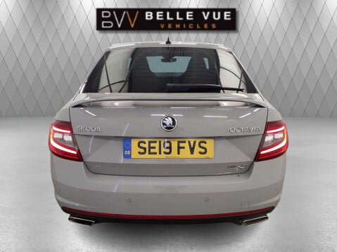 Skoda Octavia 2.0 Octavia vRS TDI Semi-Automatic 5dr - NATIONAL DELIVERY* 16