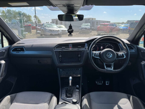 Volkswagen Tiguan 2.0 Tiguan R-Line TDI BlueMotion Technology 4Motion Semi-Automatic 4WD 5dr 19