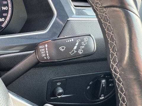 Volkswagen Tiguan 2.0 Tiguan R-Line TDI BlueMotion Technology 4Motion Semi-Automatic 4WD 5dr 37