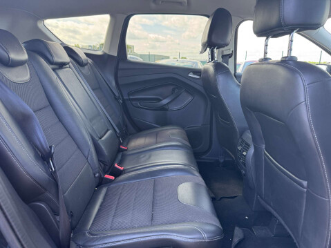 Ford Kuga 2.0 Kuga Titanium 4x2 TDCi 5dr - NATIONAL DELIVERY* 17