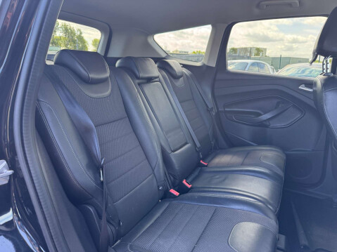Ford Kuga 2.0 Kuga Titanium 4x2 TDCi 5dr - NATIONAL DELIVERY* 19