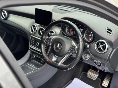 Mercedes-Benz GLA 2.1 GLA 220 AMG Line Premium D 4Matic Automatic 4WD 5dr - NATIONAL DELIVERY 14