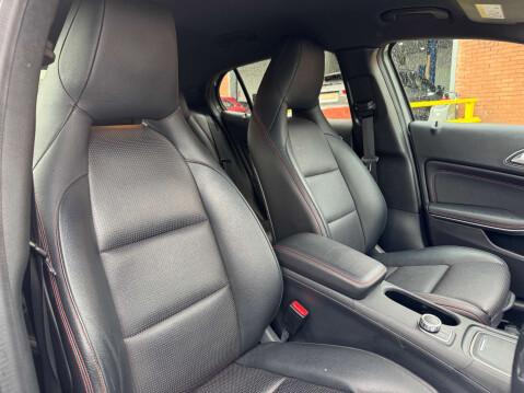 Mercedes-Benz GLA 2.1 GLA 220 AMG Line Premium D 4Matic Automatic 4WD 5dr - NATIONAL DELIVERY 17