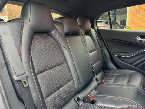 Mercedes-Benz GLA 2.1 GLA 220 AMG Line Premium D 4Matic Automatic 4WD 5dr - NATIONAL DELIVERY 23