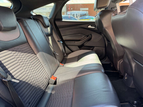 Ford Focus 2.0 Focus ST-2 T 5dr - NATIONAL DELIVERY* 20