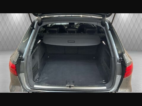 Audi A4 2.0 A4 S Line TDI Semi-Automatic 5dr - NATIONAL DELIVERY* 17