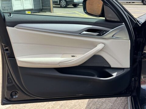 BMW 5 Series 2.0 520d xDrive M Sport Automatic 4WD 5dr - NATIONAL DELIVERY* 63