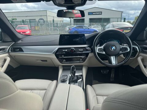 BMW 5 Series 2.0 520d xDrive M Sport Automatic 4WD 5dr - NATIONAL DELIVERY* 25