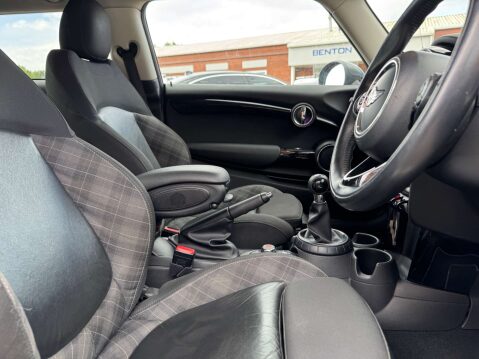 Mini Hatch 2.0 Cooper S 3dr - NATIONAL DELIVERY* 17
