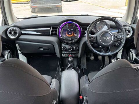 Mini Hatch 2.0 Cooper S 3dr - NATIONAL DELIVERY* 29