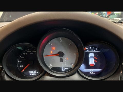 Porsche Macan 3.0 Macan S D Semi-Automatic 4WD 5dr - NATIONAL DELIVERY* 10