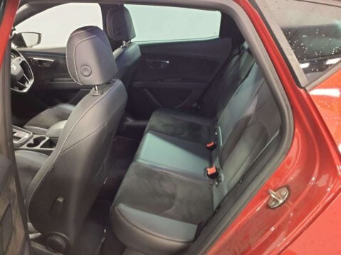 SEAT Leon 2.0 Leon Cupra 300 TSi Semi-Automatic 5dr - NATIONAL DELIVERY* 12