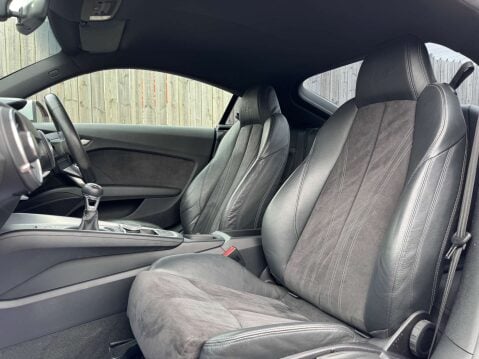 Audi TT 2.0 TT S Line TDI Ultra 3dr - NATIONAL DELIVERY* 19