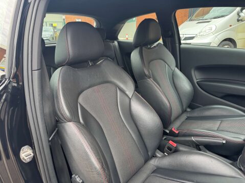 Audi A1 2.0 S1 Quattro 4WD 3dr - NATIONAL DELIVERY* 13