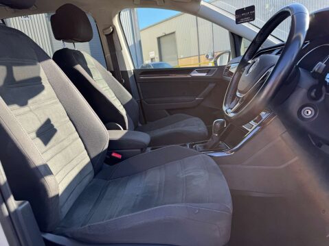 Volkswagen Touran 2.0 Touran SEL TDI BlueMotion Technology Semi-Automatic 5dr - NATIONAL DELI 13