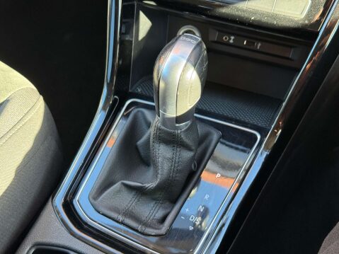 Volkswagen Touran 2.0 Touran SEL TDI BlueMotion Technology Semi-Automatic 5dr - NATIONAL DELI 39