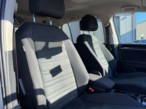 Volkswagen Touran 2.0 Touran SEL TDI BlueMotion Technology Semi-Automatic 5dr - NATIONAL DELI 14