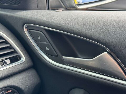 Audi Q3 2.0 Q3 S Line+ TDI Quattro Semi-Automatic 4WD 5dr - NATIONAL DELIVERY* 33