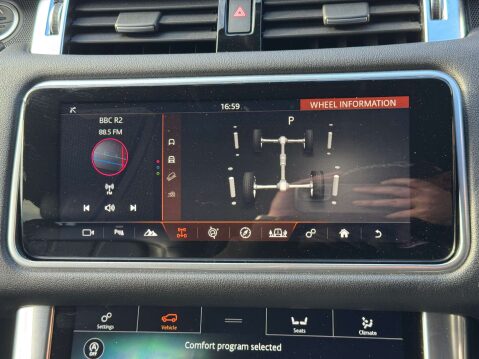 Land Rover Range Rover Sport 3.0 Range Rover Sport HSE SDV6 Automatic 4WD 5dr - NATIONAL DELIVERY* 46