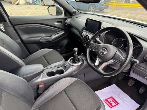 Nissan Juke 1.0 Juke N-Connecta DiG-T 5dr - NATIONAL DELIVERY* 11
