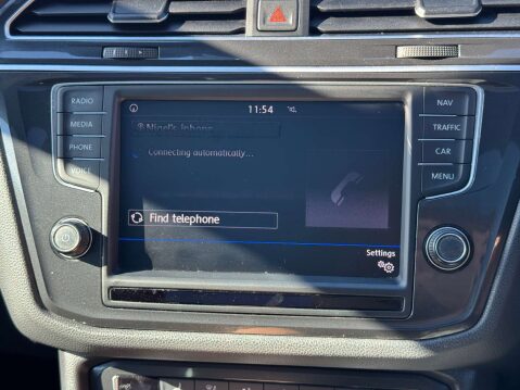 Volkswagen Tiguan 2.0 Tiguan R-Line TDI BlueMotion Technology 4Motion 4WD 5dr - NATIONAL DELI 44