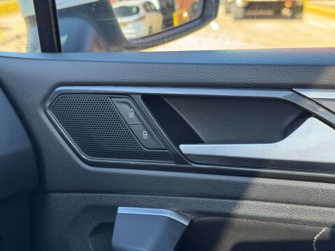 Volkswagen Tiguan 2.0 Tiguan R-Line TDI BlueMotion Technology 4Motion 4WD 5dr - NATIONAL DELI 32