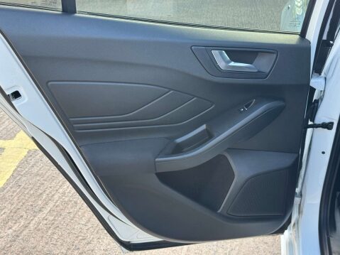 Ford Focus 1.0 Focus ST-Line 5dr - NATIONAL DELIVERY* 47