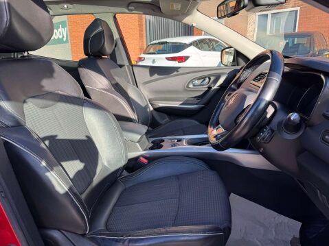 Renault Kadjar 1.5 Kadjar Signature Nav dCi Automatic 5dr - NATIONAL DELIVERY* 12