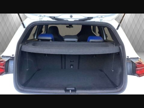 Volkswagen Golf 2.0 Golf R TSi 4Motion Semi-Automatic 4WD 5dr - NATIONAL DELIVERY* 16