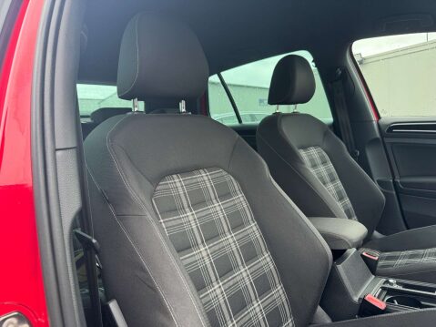 Volkswagen Golf 2.0 Golf GTD 5dr - NATIONAL DELIVERY* 11