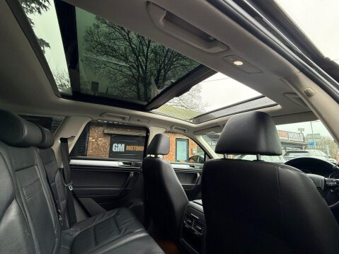 Volkswagen Touareg 3.0 TDI V6 BlueMotion Tech Escape Tiptronic 4WD Euro 6 (s/s) 5dr 14